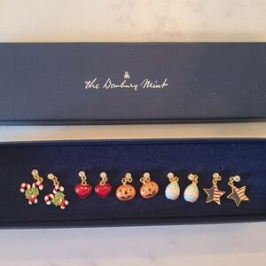 5 pairs boxed holiday earrings Danbury Mint